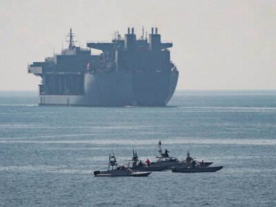  За три месяца свыше тысячи судов прошли Ормузским проливом в сопровождении войск США 