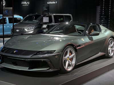 Ferrari Luce: перші відгуки на новий суперседан здивували навіть скептиків