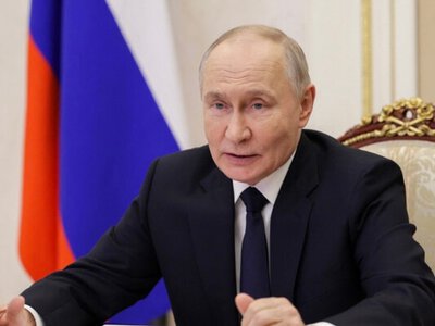 Путин подписал закон об ограничениях для уехавших россиян