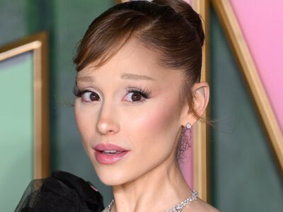 Ариана Гранде взяла паузу в карьере из-за травли в сети