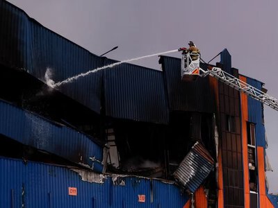 Разрушенный склад ROZETKA в Броварах не подлежит восстановлению: что заявила совладелица компании