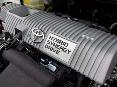 Toyota раскрыла планы на революцию гибридов: новые батареи 2027 года и рекордная автономность в 1000 км