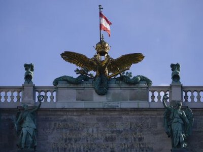 Европейские и российские политики провели тайные переговоры по Украине, — Bloomberg