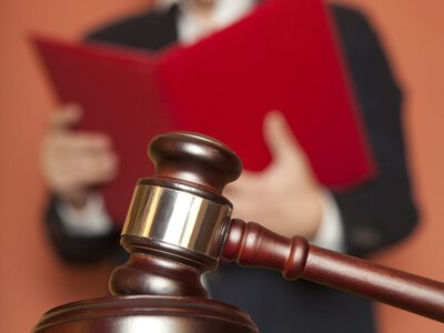 Суд в Украине назначил рекордный штраф в размере 3,8 млрд грн: в чем виноват обвиняемый