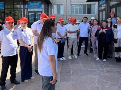  Представители партии Respublica встретились с коллективами предприятий Жамбылской области 