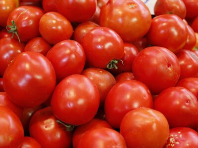 Не только для борьбы с сорняками: органическое удобрение, которое подкормит помидоры