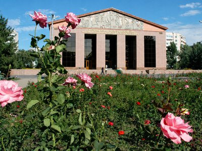  Казахстанский спектакль взял Гран-при фестиваля в Бишкеке 