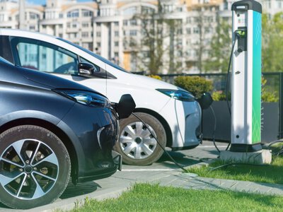 Рынок новых авто в июле: доля электромобилей упала до 7%