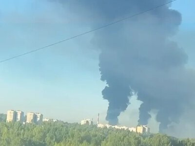 Зеленский подтвердил поражение двух российских НПЗ, катеров и судов теневого флота
