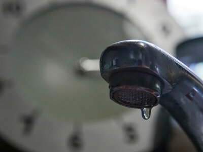 На востоке Крыма более 30 сел и поселков второй день остаются без воды – коммунальщики