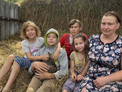 Соль для сена: зачем хозяйство в Черниговской области использует поваренную соль во время косьбы