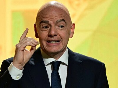 Скандал в мировом футболе накаляется: UEFA отказалась отступать в конфликте с FIFA