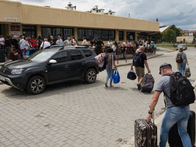 В Польше предлагают депортировать безработных украинских мужчин