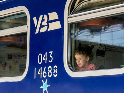 Из-за российских обстрелов Укрзализныця изменила маршруты ряда поездов