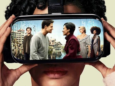 5 жутких сериалов, после просмотра которых вы начнете с подозрением смотреть на свой смартфон