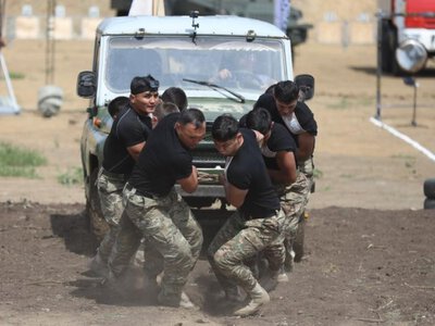  Армия без прикрас: в Казахстане снимают реалити-шоу «100 Sarbaz» 