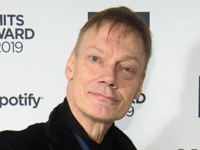 Британский продюсер Уильям Орбит, известный работой с Мадонной и Blur, умер в возрасте 69 лет