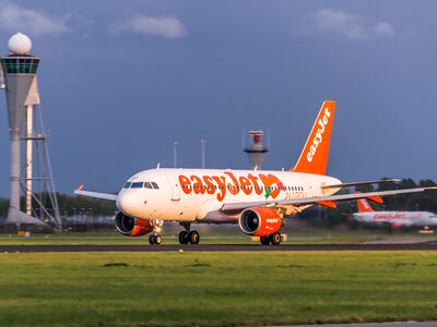  Американская Apollo Global купит британского лоукостера easyJet за £5,7 млрд 