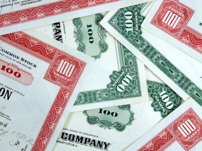 «Агромат» приступил к размещению нового выпуска облигаций на 100 млн грн