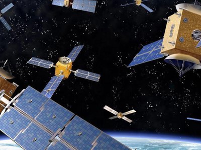 Россия опережает собственные планы по запуску спутников Рассвет, которые должны заменить Starlink