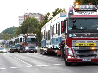 Винница получила первую партию низкопольных трамваев из Швейцарии (ФОТО)