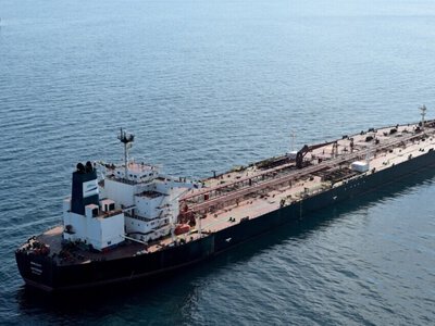  У побережья Омана зафиксировали разлив нефти из подсанкционного танкера – СМИ 