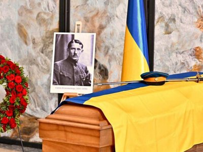 Евгений Коновалец возвращается в Украину: в Роттердаме эксгумировали его останки