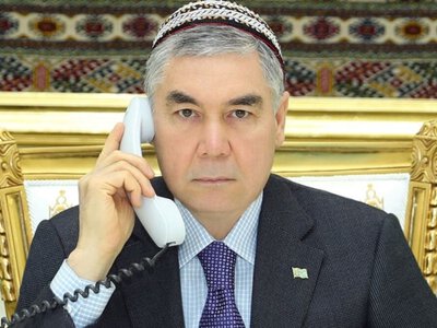 Во время визита Бердымухамедова-старшего в Мары отключили интернет, жителям запретили готовить на кострах