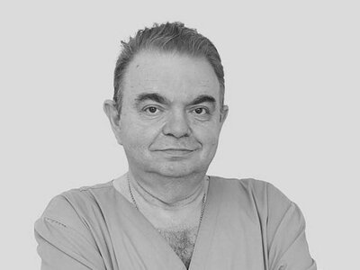 Тысячи детей появились на свет благодаря ему: в Николаеве умер врач Вадим Ястремский