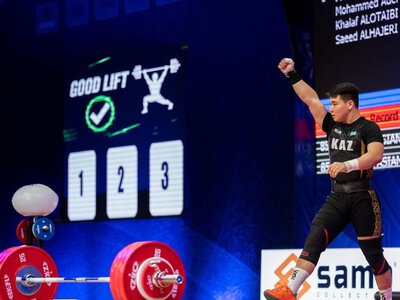  Казахстанские тяжелоатлеты поднялись на пьедестал чемпионата Азии 