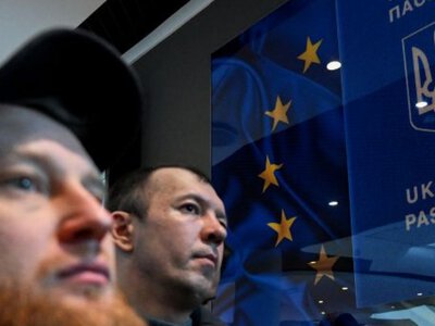 В Чехии десятки украинцев потеряли право на временную защиту