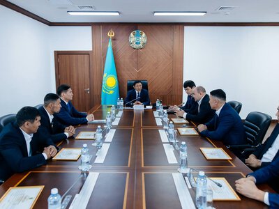 Болат Акчулаков отметил достижения параволейболистов сборной Казахстана
