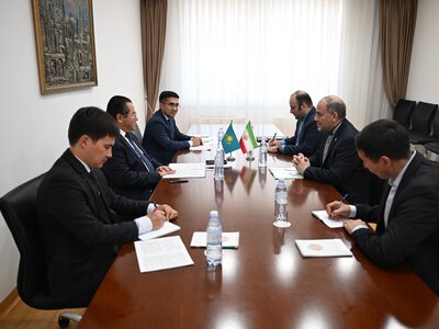 Заместитель министра иностранных дел Казахстана принял Посла Ирана