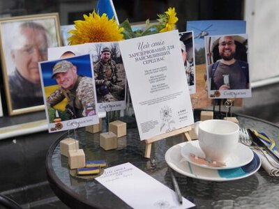 Более 3500 локаций в прошлом году: в Украине готовят новую акцию Стол памяти ко Дню памяти павших защитников