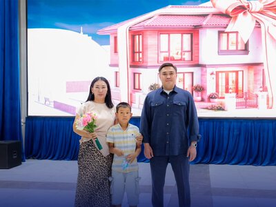 ЖИЛЬЁ ДЛЯ ОЧЕРЕДНИКОВ: В ШЫМКЕНТЕ 40 СЕМЕЙ ПОЛУЧИЛИ КВАРТИРЫ