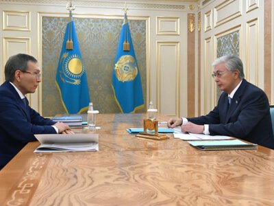  Касым-Жомарт Токаев принял председателя ЦИК Нурлана Абдирова 