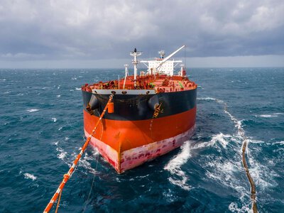 Самый низкий уровень экспорта за многие годы: украинские удары мешают российской торговле топливом