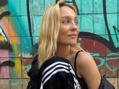Возвращение из декрета: ROXOLANA удивляет поклонников треком «Красная и грустная»