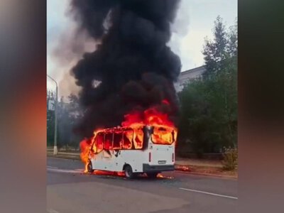  Автобус загорелся с пассажирами внутри в Степногорске 
