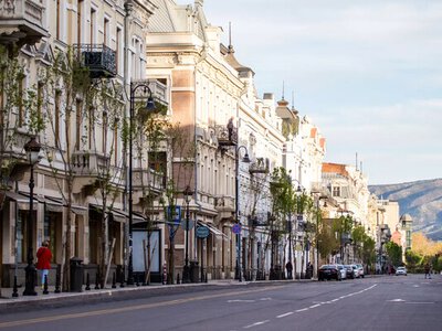 Мэрия Тбилиси объявила тендер для ремонта дороги на проспекте Агмашенебели