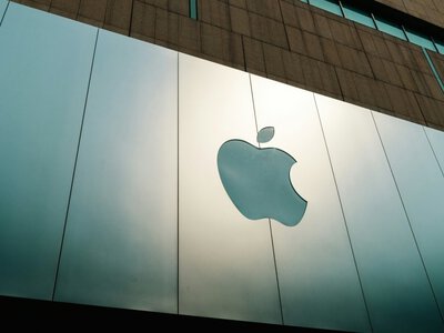 iPhone X стал устаревшим для Apple: что это значит для владельцев