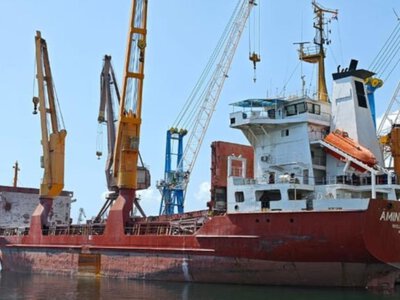 В ГУР МОУ выявили 26 судов, на которых РФ перевозит нефть, сжиженный газ и украинское зерно