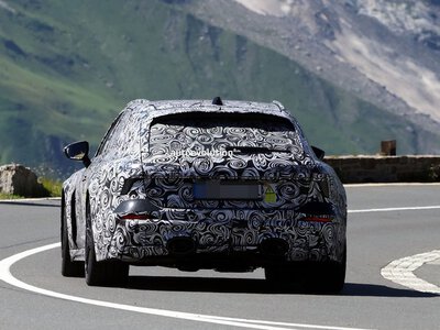 Новий Audi RS6 стане 750-сильним гібридом: спортивний універсал уперше виїхав на тести