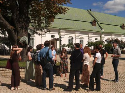 Пусть мир видит правду: международным медиа показали Киево-Печерскую лавру после российской атаки