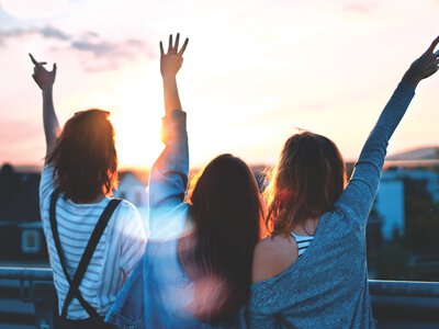 Три знаки Зодіаку, які бояться кохання: вони можуть віддалитися саме тоді, коли закохалися