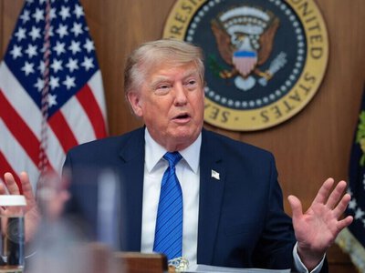  Трамп заявил, что планирует объявить Ормузский пролив территорией США 