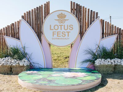 На берегу реки Кигач стартовал фестиваль «Lotus Fest»