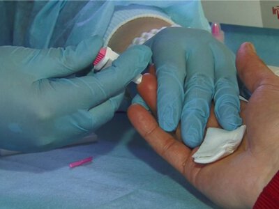 Десятерых жителей Душанбе подозревают в умышленном заражении других людей ВИЧ