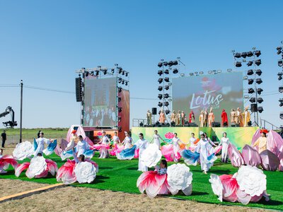 «LOTUS FEST-2026»: в церемонии открытия фестиваля приняли участие около 3 тысяч человек