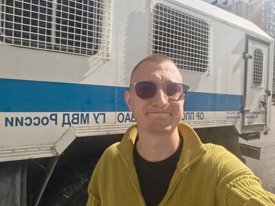 В Москве задержали кандидата в Госдуму от партии «Яблоко» Максима Макарова